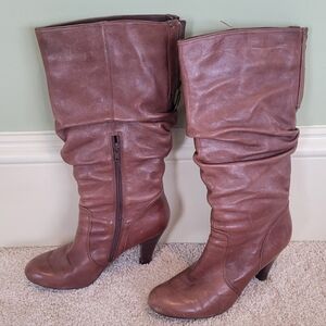 GUESS boots, Size 9